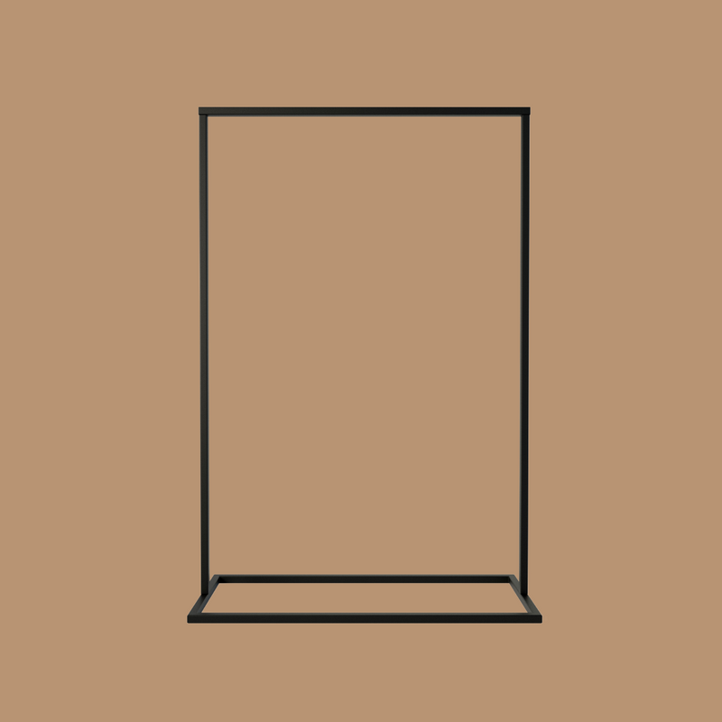 Frame Jackson - Black Clothes Rack med en kvadratmeter i industriell design